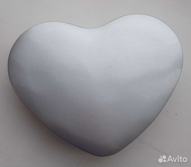 Жестяная коробка Сердце