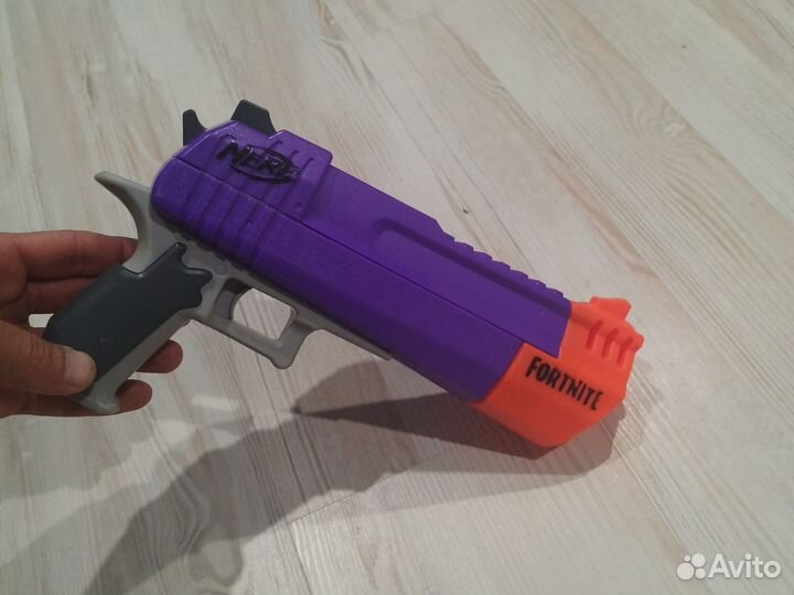 Бластер нерф