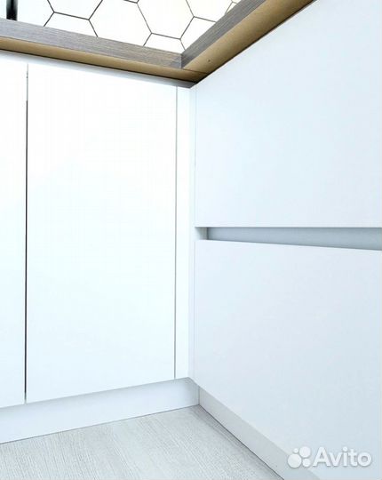 Кухня на заказ с техникой