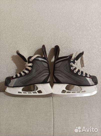 Хоккейные коньки bauer 31 размер