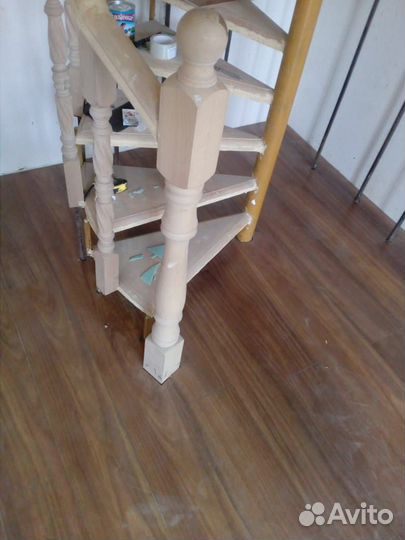 Укладка линолиума, ламината, наливной пол, винил