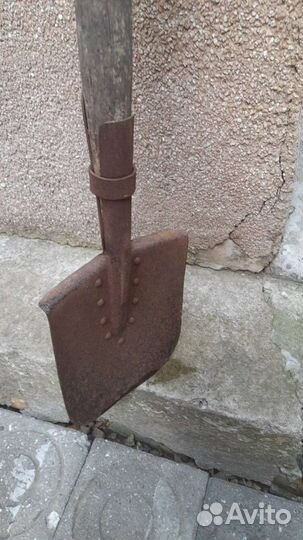 Старинная лопата