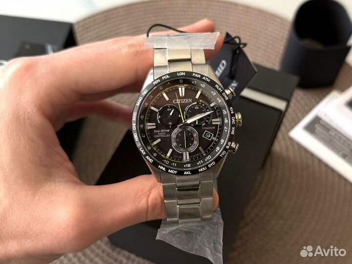 Citizen CB5947-80E Super-Titanium Eco-Drive Radio