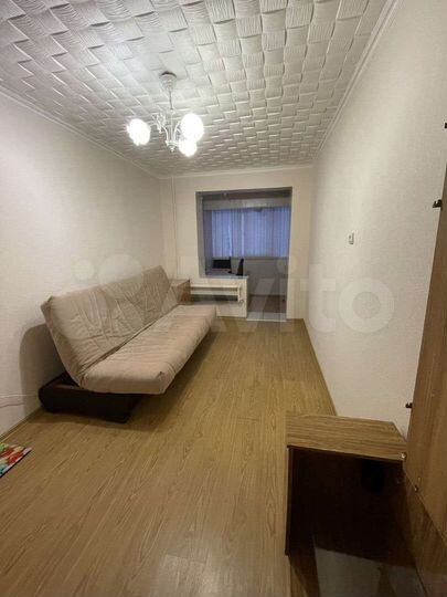 4-к. квартира, 90 м², 1/9 эт.