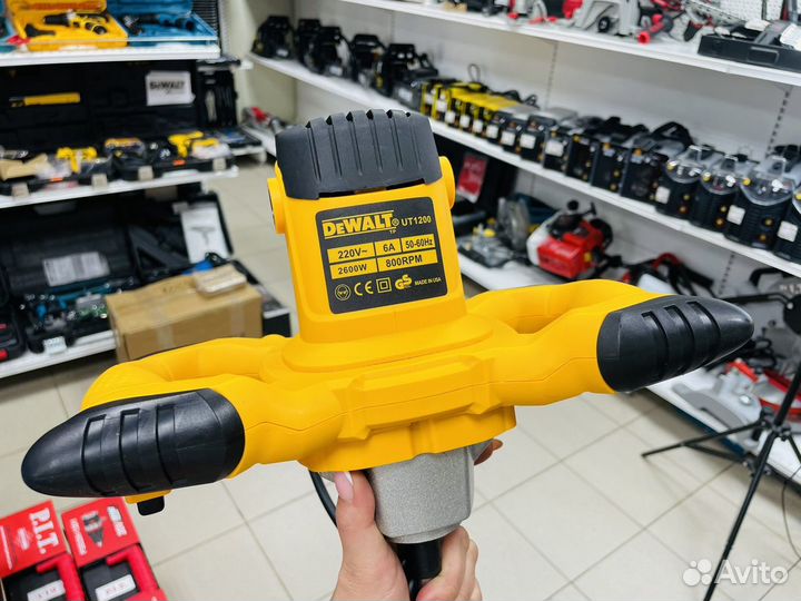 Миксер строительный DeWalt