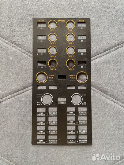 DJ контроллер Traktor Kontrol x1 mk1 и чехол