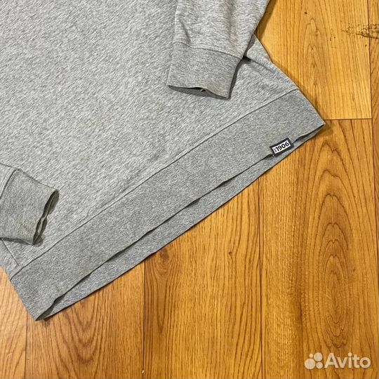 Свитшот New Balance M