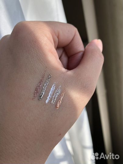 Жидкие подводки для глаз