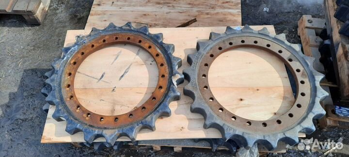 Звездочка 2404N262 Kobelco SK200-6