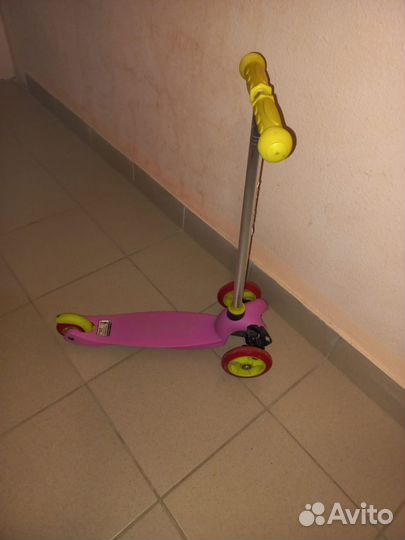 Самокат детский трехколесный