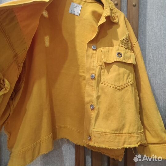 Джинсовая куртка bershka