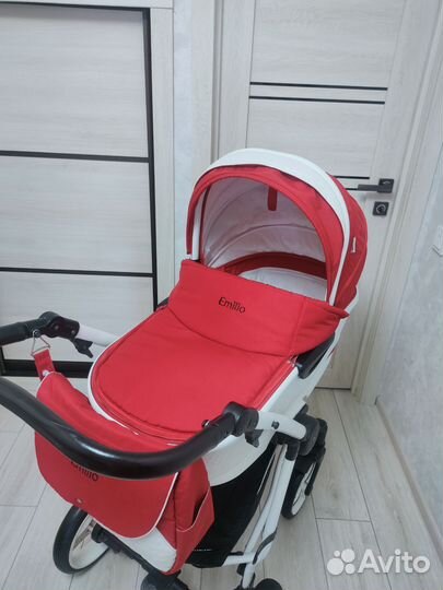 Коляска 3 в 1 AroTeam Emilio