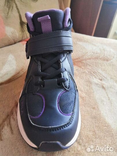 Ботинки женские