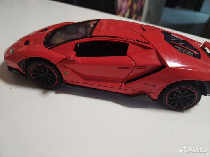 Машинка деткая