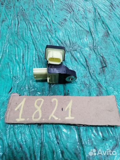 Датчик удара Toyota Camry V50