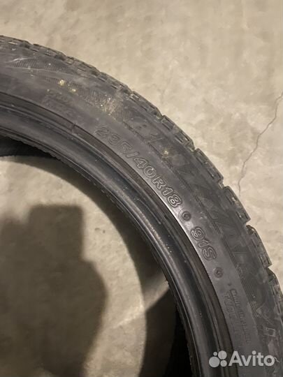 Bridgestone Blizzak VRX 235/40 R18 91S