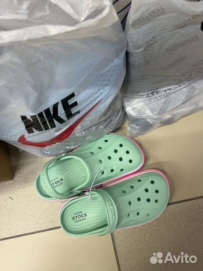 Вещи и тапки