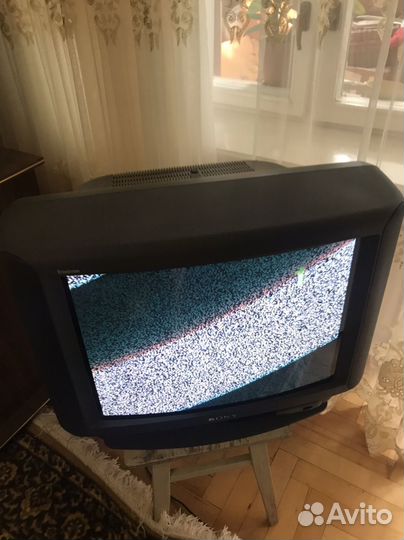 Телевизор б/у Sony Trinitron