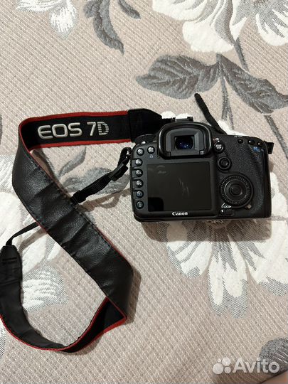 Фотоаппарат Canon 7D