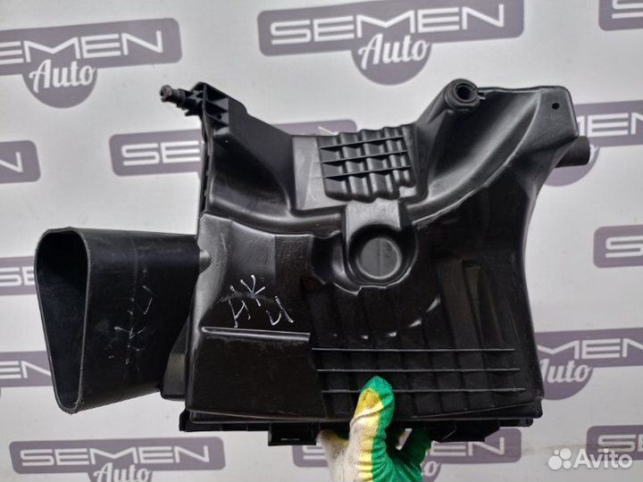 Корпус воздушного фильтра Opel Insignia ZG09