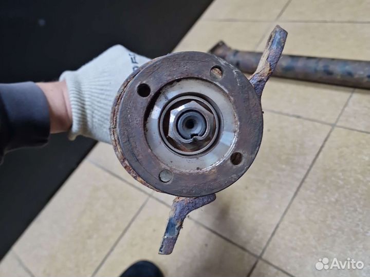 Карданный вал Subaru Legacy 2