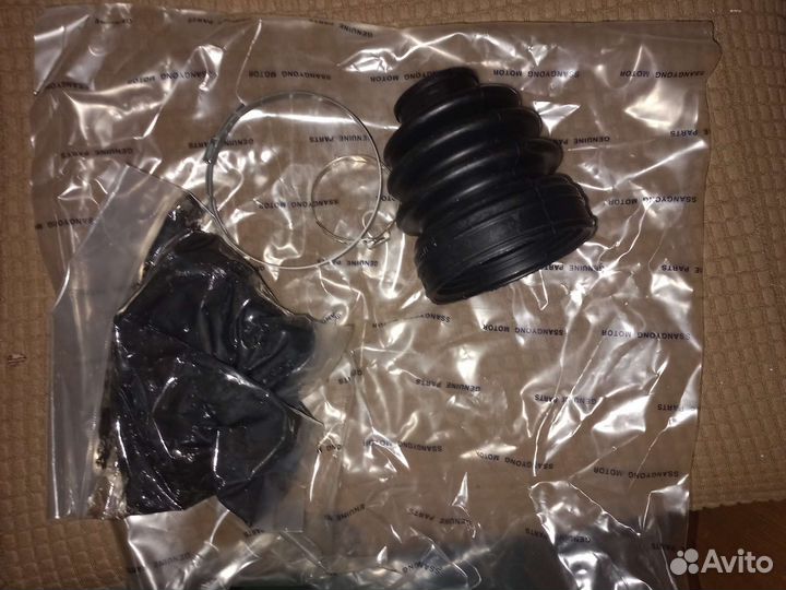 Пыльник шруса Ssangyong Rexton 06- (2,0/2,7)