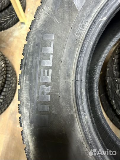 Pirelli Ice Zero 265/65 R17