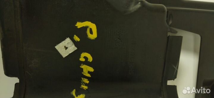 Пыльник двигателя боковой правый Volvo S80 V70