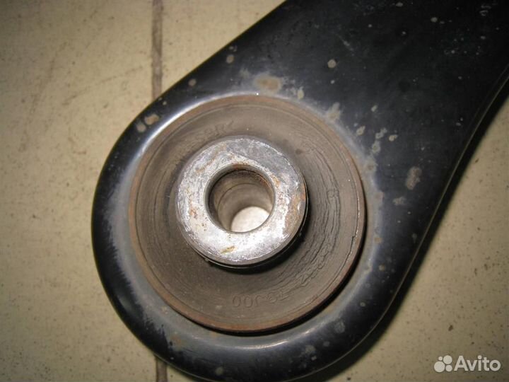 Рычаг передний правый нижний fiat Sedici 2007