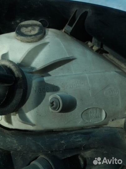 Опель инсигния фонарь задний правый