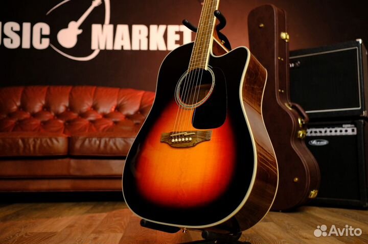 Электроакустическая гитара Takamine (комплект)