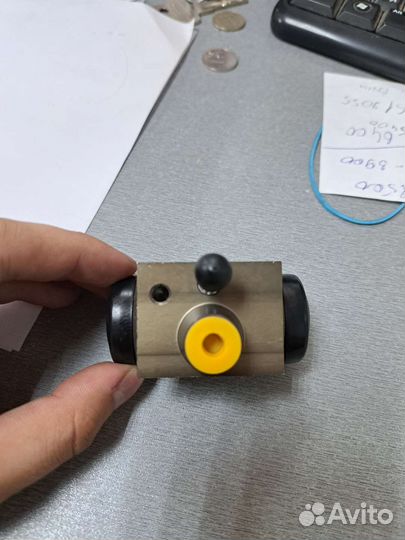 Тормозной цилиндр Renault Logan