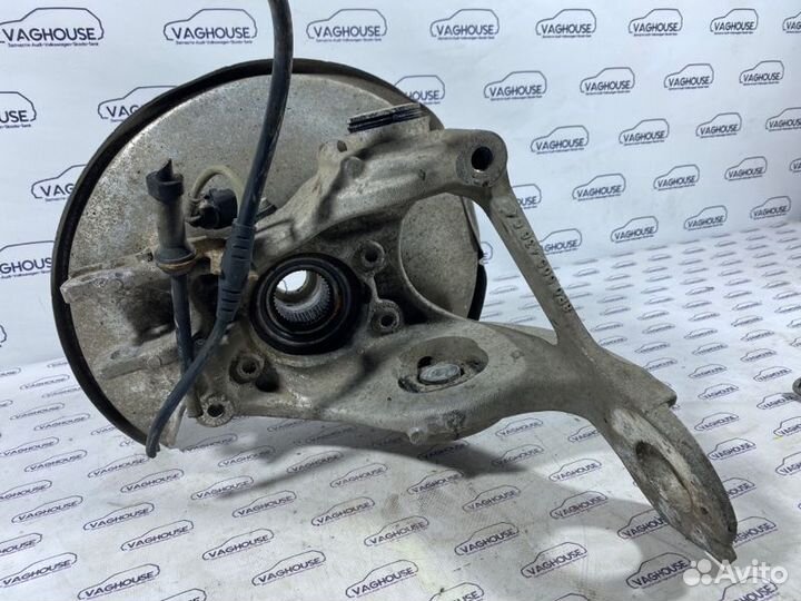 Кулак поворотный задний правый Audi A7 4G 3.0 CGW