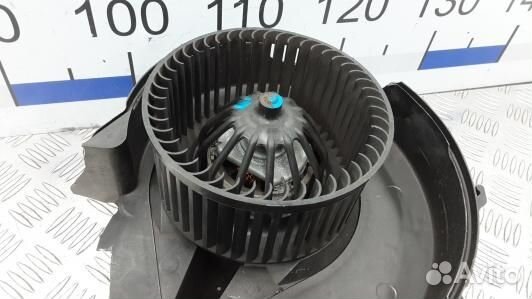 Моторчик печки peugeot 607 (10V05KK01)