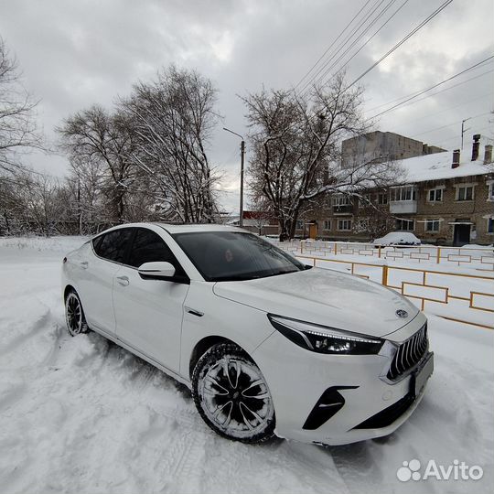 JAC J7 1.5 CVT, 2023, 98 000 км