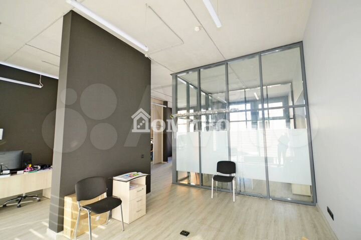 Продам офисное помещение, 75.8 м²