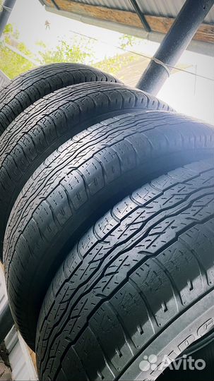 Bridgestone Dueler H/T 687 225/65 R17