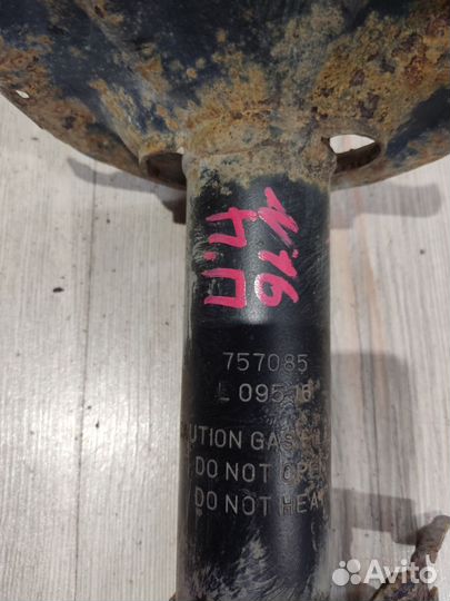 Амортизатор стойка перед Nissan almera N16 Прав