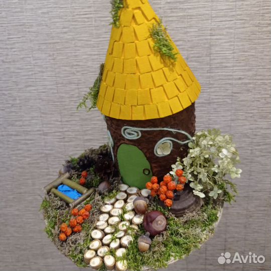 Осенняя поделка домик