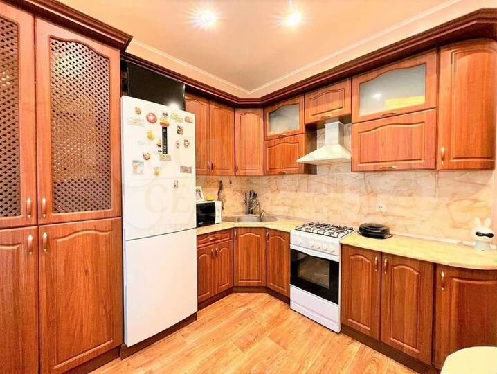 2-к. квартира, 60 м², 2/4 эт.