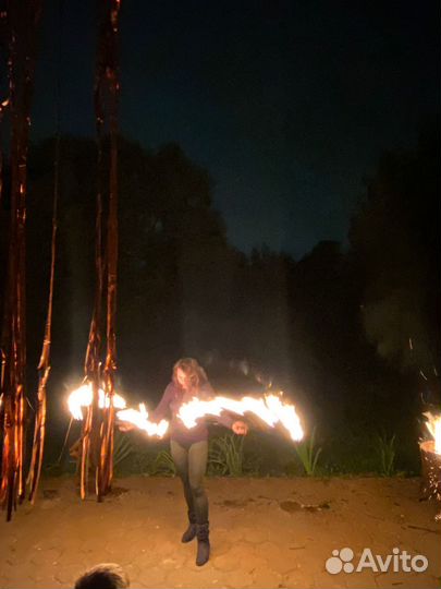 Фаер шоу, танец с огнем