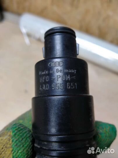 Моторчик омывателя Ауди а6с4 100с4