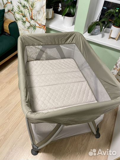 Манеж-кровать Nuna Sena