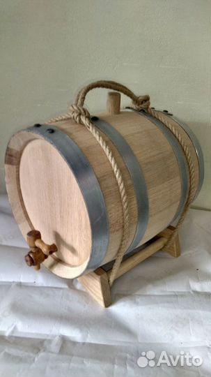 Дубовые бочки в наличии разных объёмов