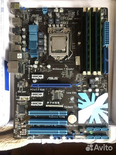 Материнская плата с процессором и памятью