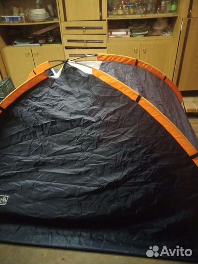 Палатка туристическая 2х местная бу
