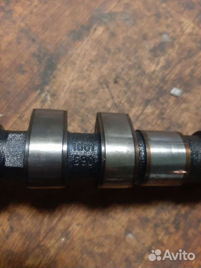 Распредвал Volvo s40 98-2004