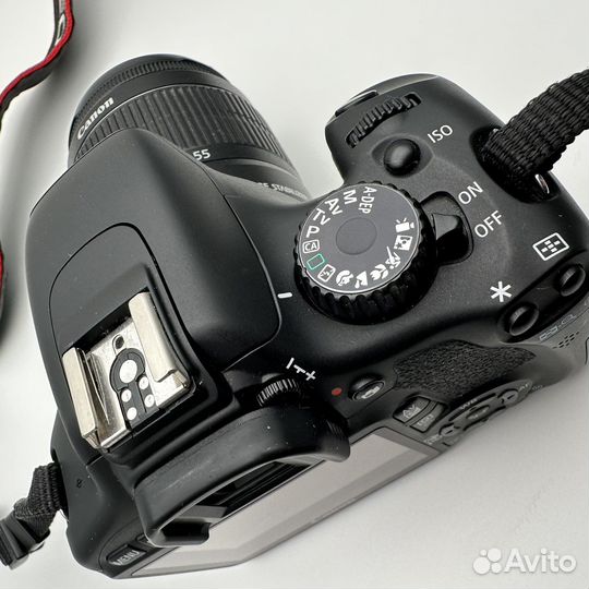 Зеркальный фотоаппарат Canon eos 550d