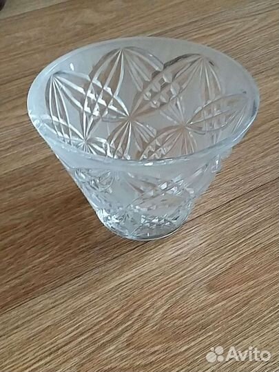 Хрустальные вазы