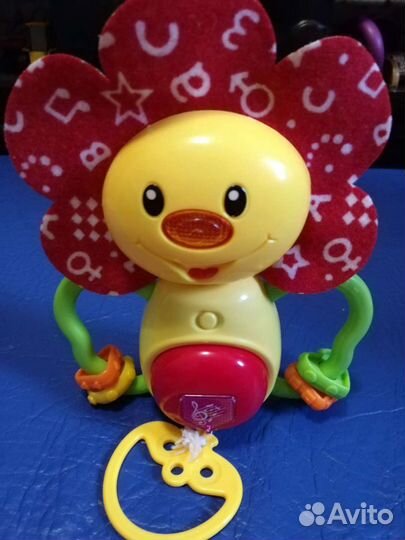 Музыкальная игрушка на кроватку